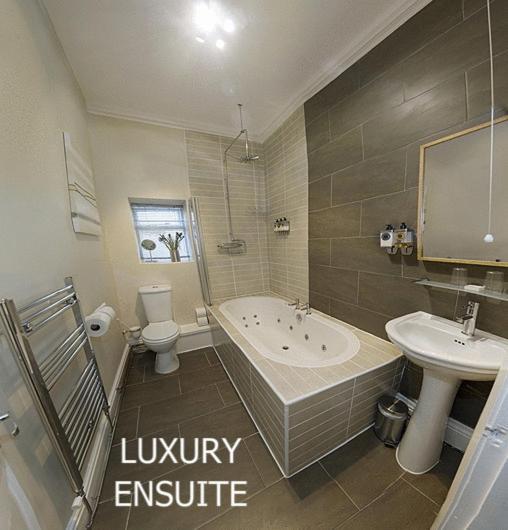 ホテル The Clontarf ランディドノー 部屋 写真